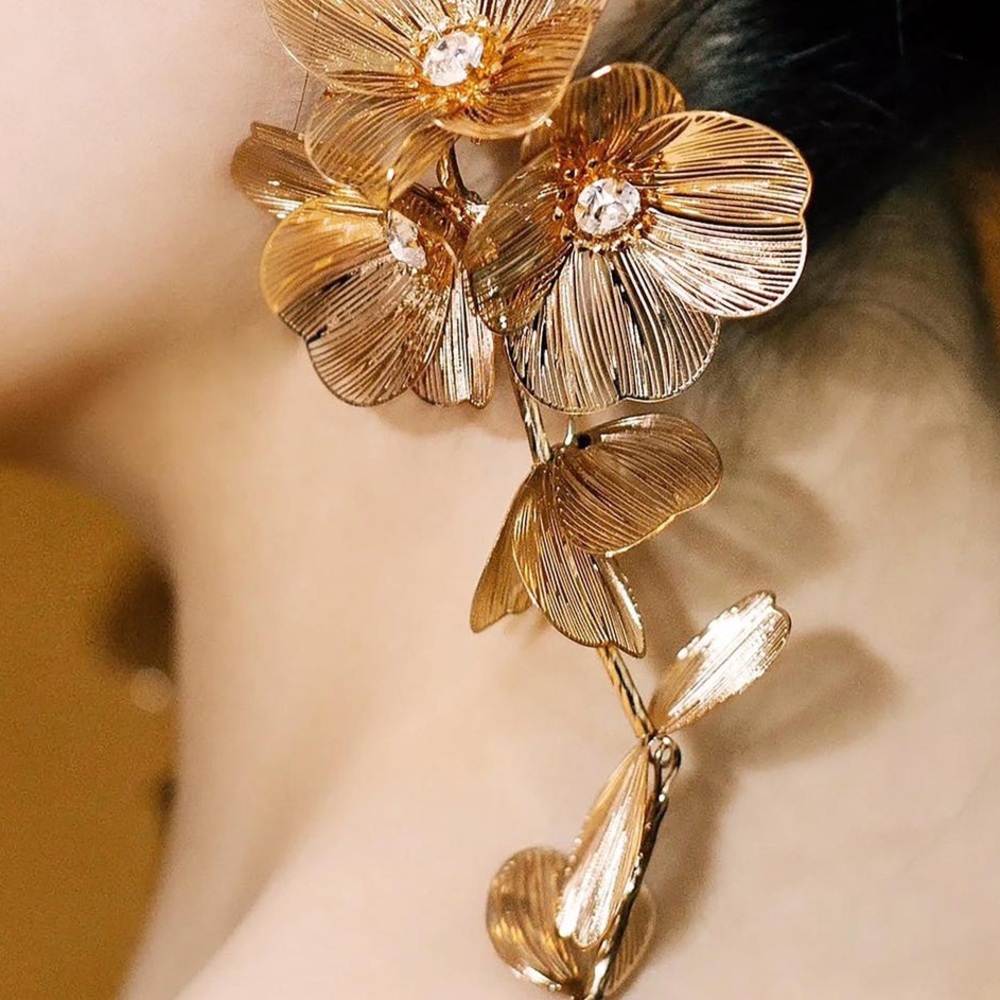 Zara Gold Floral Statement Earrings New!!!